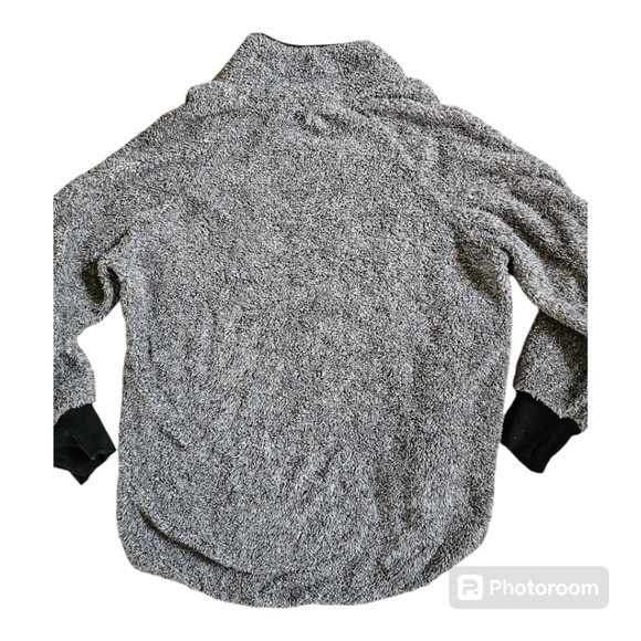 Gray & Black Quilted Soft Fuzzy Knitted Pull-Over Snap Sweater/Jacket ~NWOT! ๐ - Picture 2 of 7